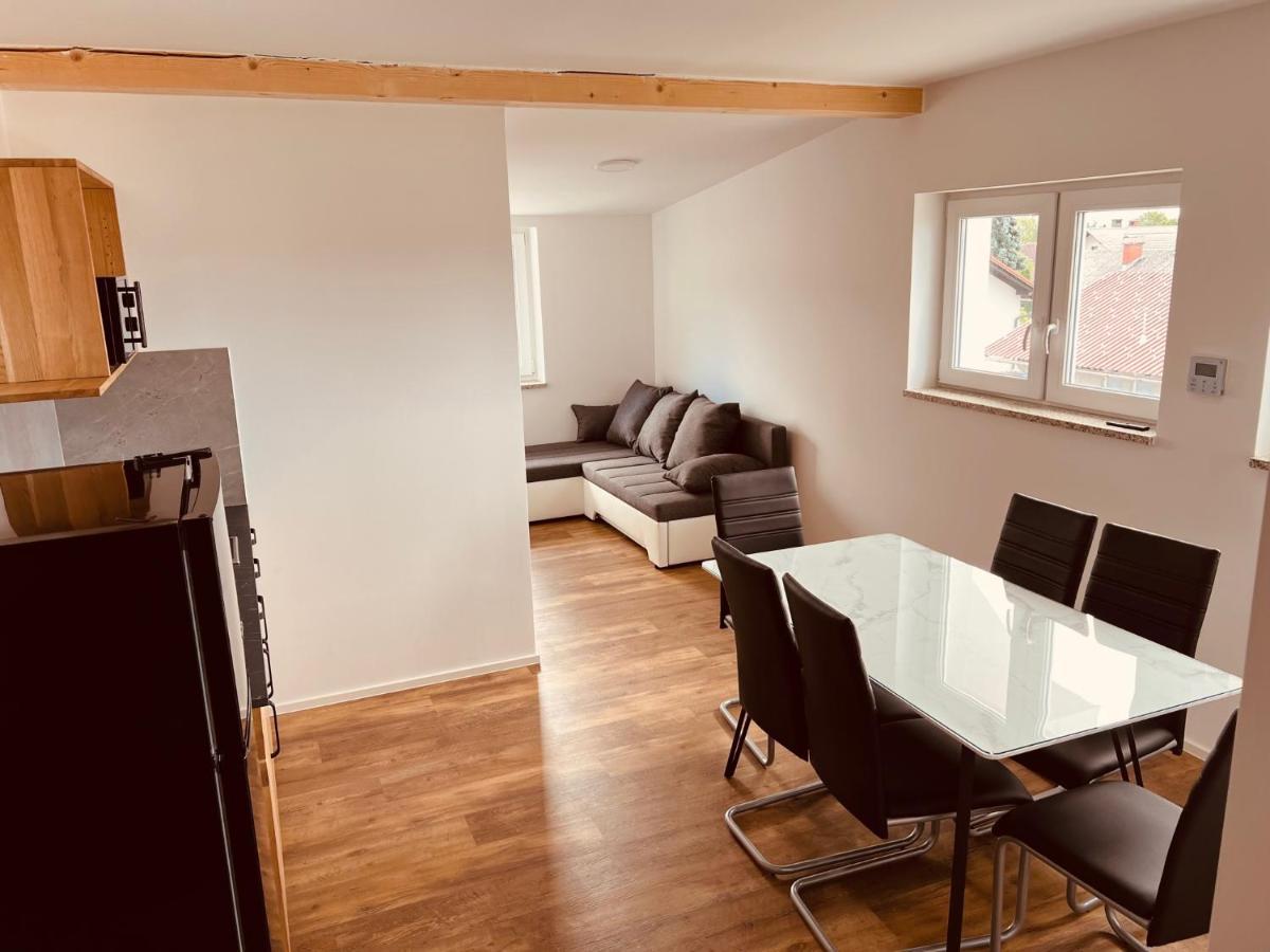 Pjagodic Hotel Cerklje - 5Min To Airport 서클리예나고렌스켐 외부 사진