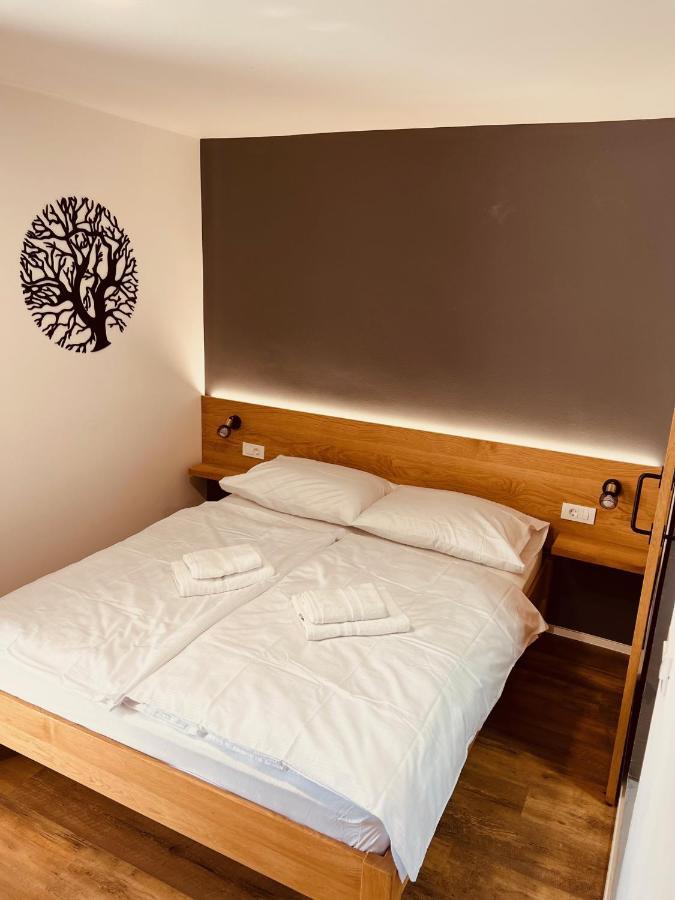 Pjagodic Hotel Cerklje - 5Min To Airport 서클리예나고렌스켐 외부 사진