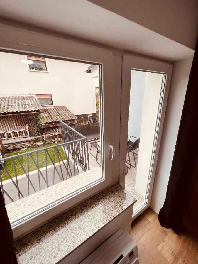 Pjagodic Hotel Cerklje - 5Min To Airport 서클리예나고렌스켐 외부 사진