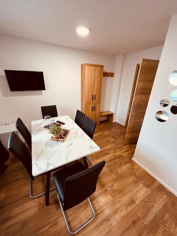 Pjagodic Hotel Cerklje - 5Min To Airport 서클리예나고렌스켐 외부 사진
