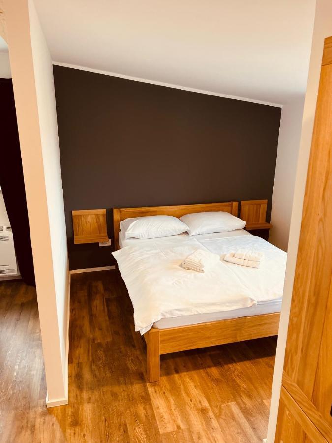 Pjagodic Hotel Cerklje - 5Min To Airport 서클리예나고렌스켐 외부 사진